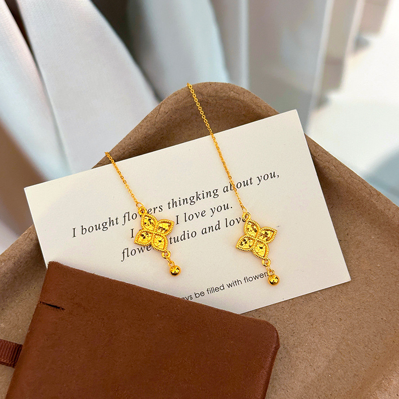 Modische 18kt Gold Vierblättri – Freshwater Line Bewertung und Preis